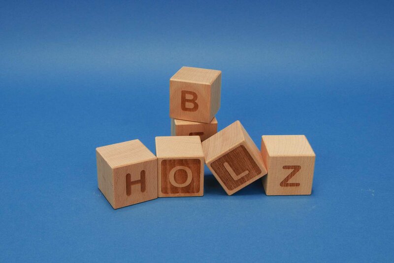 Cubes en lettres A-Z bois de hetre 4,5 cm